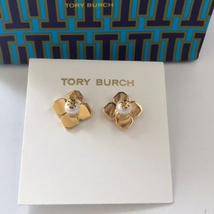Tory Burch Jewelry - New Tory Burch pearl stud earrings Tory Burch Jewelry - New Tory Burch pearl stud earrings